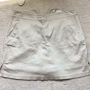 Women’s Khaki Golf Skirt